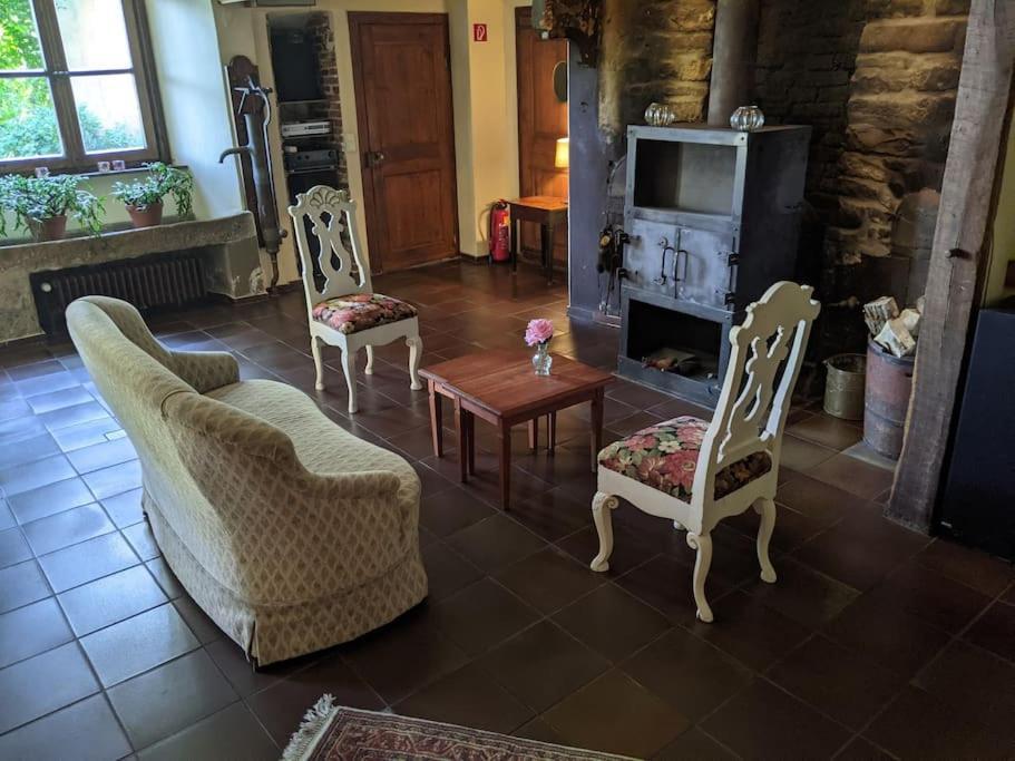 Haus Keppelborg: Zi Antonia Mit Kirchplatzblick Daire Heek Dış mekan fotoğraf